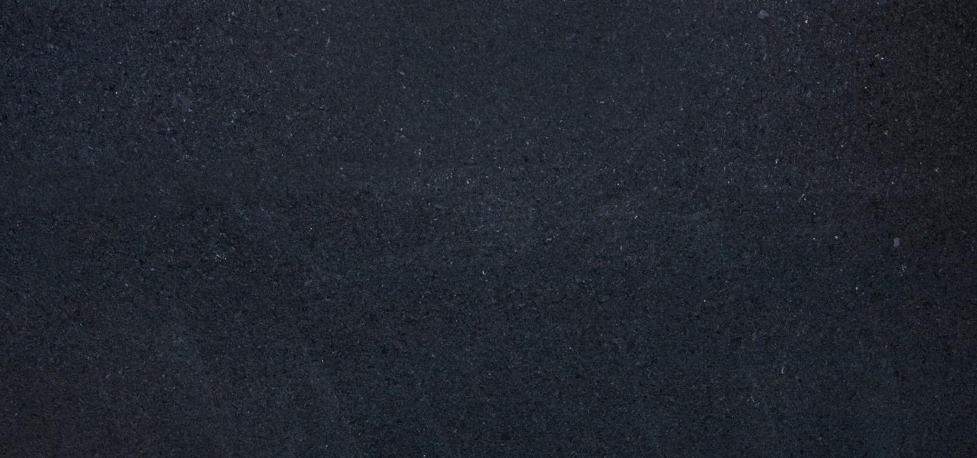 ŽULA Black Pearl_Polished